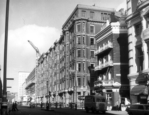 Photo:52-74 Victoria Street, including The Albert Public House, 1963
