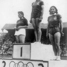 Photo:Medal ceremony for the womens discus at 1948 London Olympics, with Micheline Ostermeyer of France taking the gold medal, Edera Gentile-Cordiale of Italy the silver and Jacqueline Mazeas of France the bronze